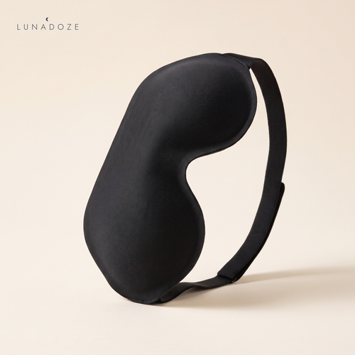 Lunadoze 3D Sleep Mask in black